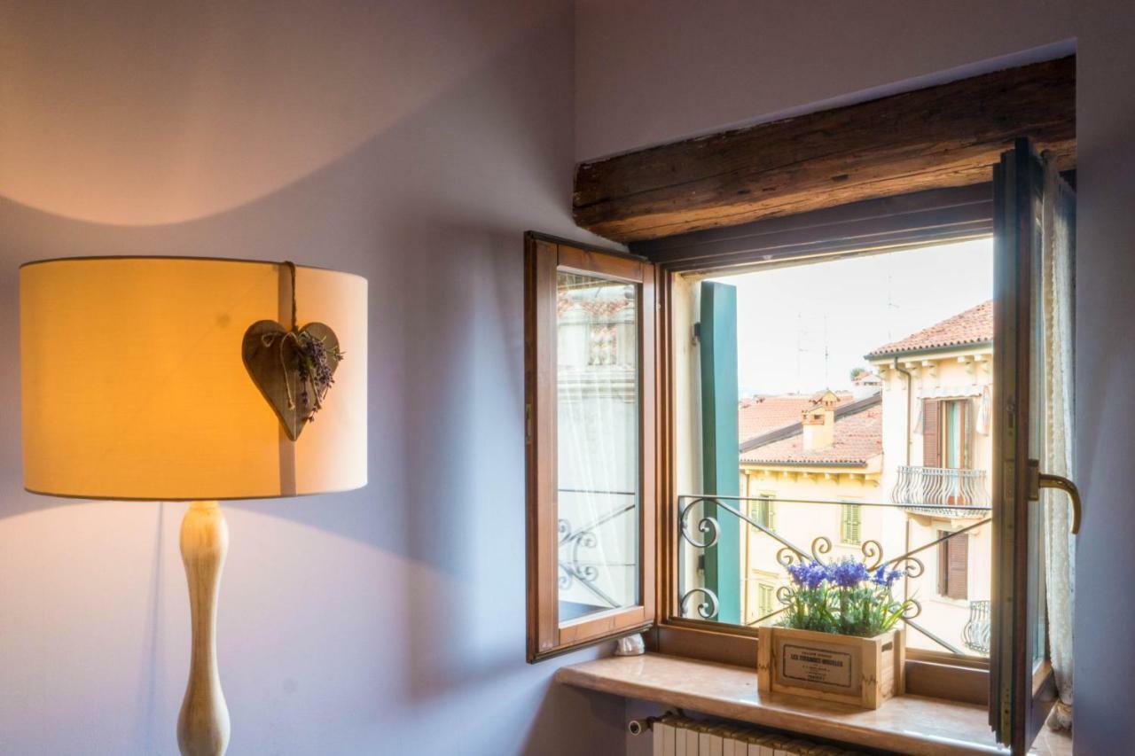 Casa Perotti Apartment Verona Luaran gambar